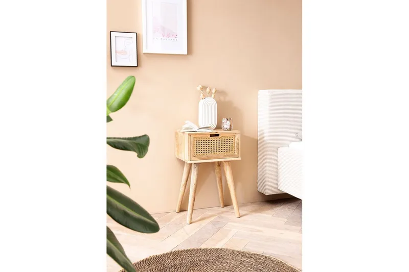 Nattbord Wohnling Massivt mangotre med 1 skuff med wienerfletting i moderne design Lysebrun - Møbler - Bord - Avlastningsbord - Sengebord & nattbord