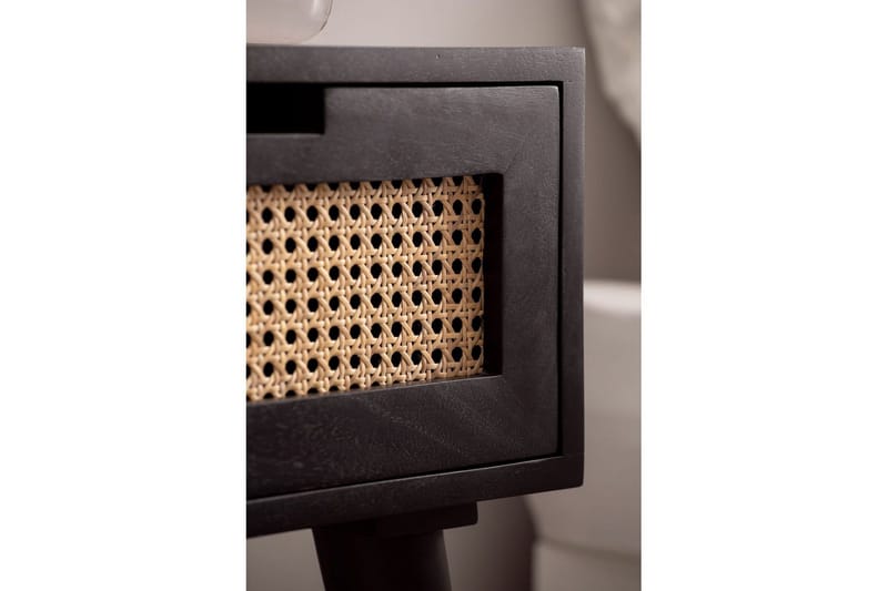 Nattbord Wohnling Massivt mangotre med 1 skuff med wienerfletting i moderne design Svart - Møbler - Bord - Avlastningsbord - Sengebord & nattbord