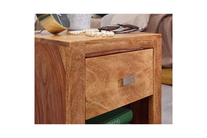 Nattbord Wohnling Massivt tre med skuff hylle landstil - Møbler - Bord - Avlastningsbord - Sengebord & nattbord