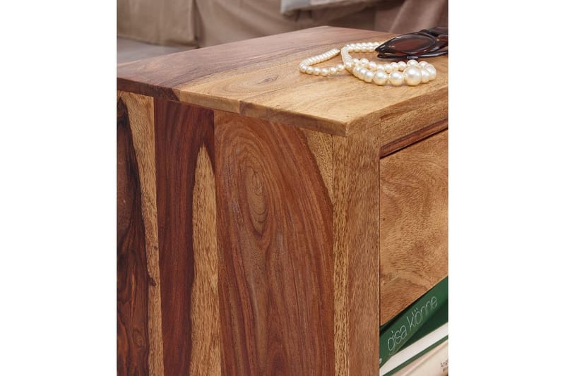 Nattbord Wohnling Massivt tre med skuff hylle landstil - Møbler - Bord - Avlastningsbord - Sengebord & nattbord