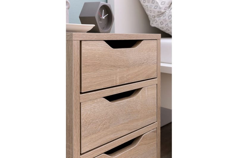 Nattbord Wohnling med 3 skuffer i et enkelt, moderne design for rammemadrass Sonoma - Sonoma - Møbler - Bord - Avlastningsbord - Sengebord & nattbord