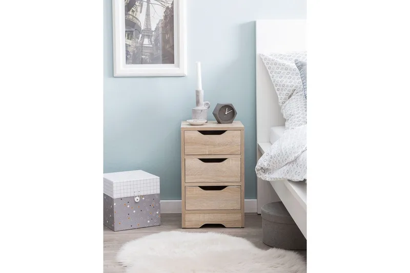 Nattbord Wohnling med 3 skuffer i et enkelt, moderne design for rammemadrass Sonoma - Sonoma - Møbler - Bord - Avlastningsbord - Sengebord & nattbord