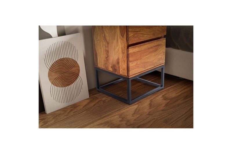 Nattbord Wohnling Moderne utseende med 2 skuffer laget av solid sheeshamtre i industriell stil - Møbler - Bord - Avlastningsbord - Sengebord & nattbord