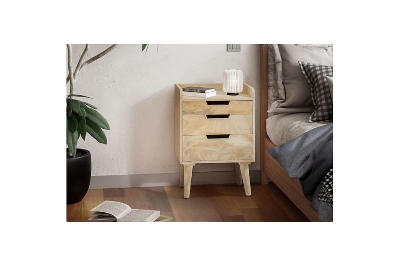 Nattbord Wohnling Moderne utseende med 3 skuffer laget av solid mangotre og en lagringshylle - Møbler - Bord - Avlastningsbord - Sengebord & nattbord