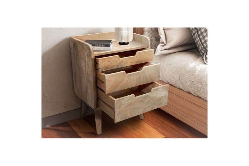 Nattbord Wohnling Moderne utseende med 3 skuffer laget av solid mangotre og en lagringshylle - Møbler - Bord - Avlastningsbord - Sengebord & nattbord