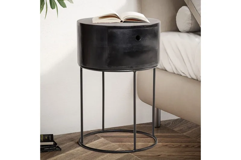 Nattbord Wohnling rundt, massivt tre med 1 skuff i moderne stil Svart - Svart - Møbler - Bord - Avlastningsbord - Sengebord & nattbord