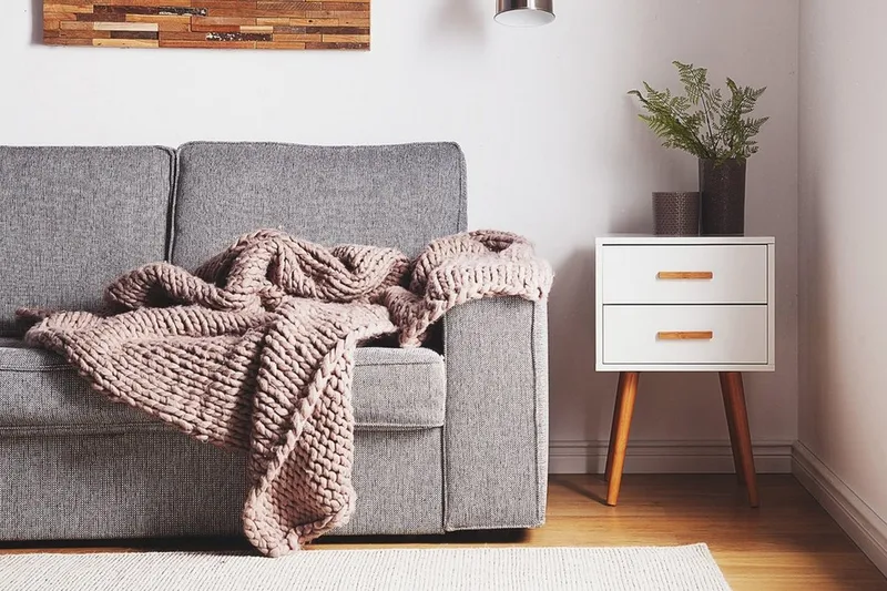 Alabama Nattbord 40 cm - Hvit - Møbler - Bord - Avlastningsbord - Sengebord & nattbord