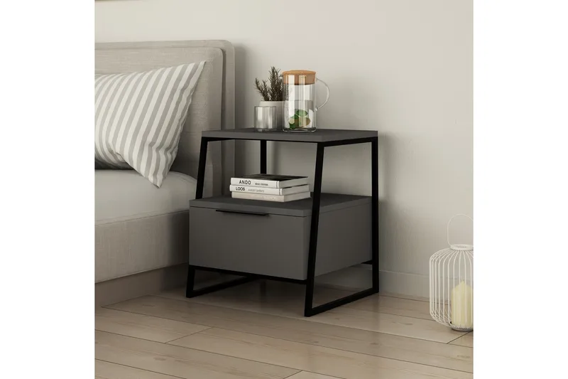 BodSjø Nattbord 45 cm med Oppbevaring Hylle + Lucka - Grå/Svart - Møbler - Bord - Avlastningsbord - Sengebord & nattbord