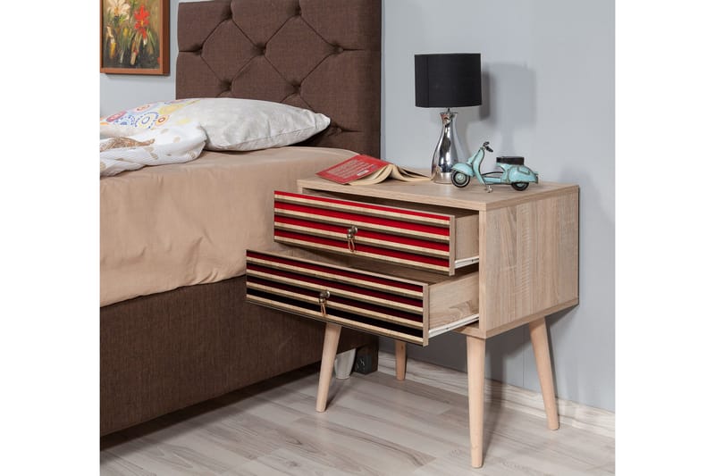 Brokind Nattbord 60 cm med Oppbevaring 2 Skuffer Striper - Natur/Rød - Møbler - Bord - Avlastningsbord - Sengebord & nattbord