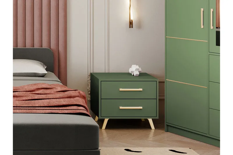 Escaldes Nattbord 53,5 cm - Matt Grønn/Gull - Møbler - Bord - Avlastningsbord - Sengebord & nattbord