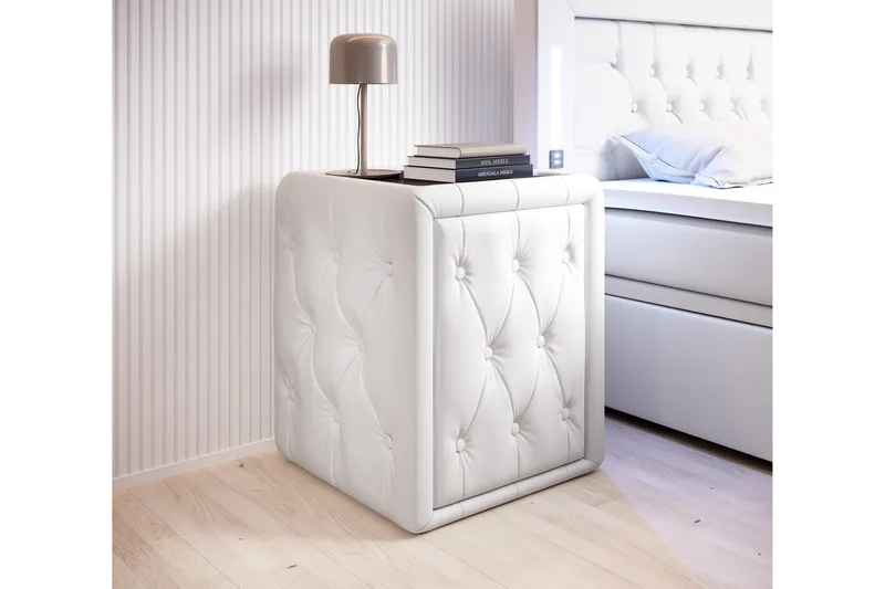 Franco Nattbord 58 cm med Oppbevaring Skuff - Hvit Kunstskinn - Møbler - Bord - Avlastningsbord - Sengebord & nattbord