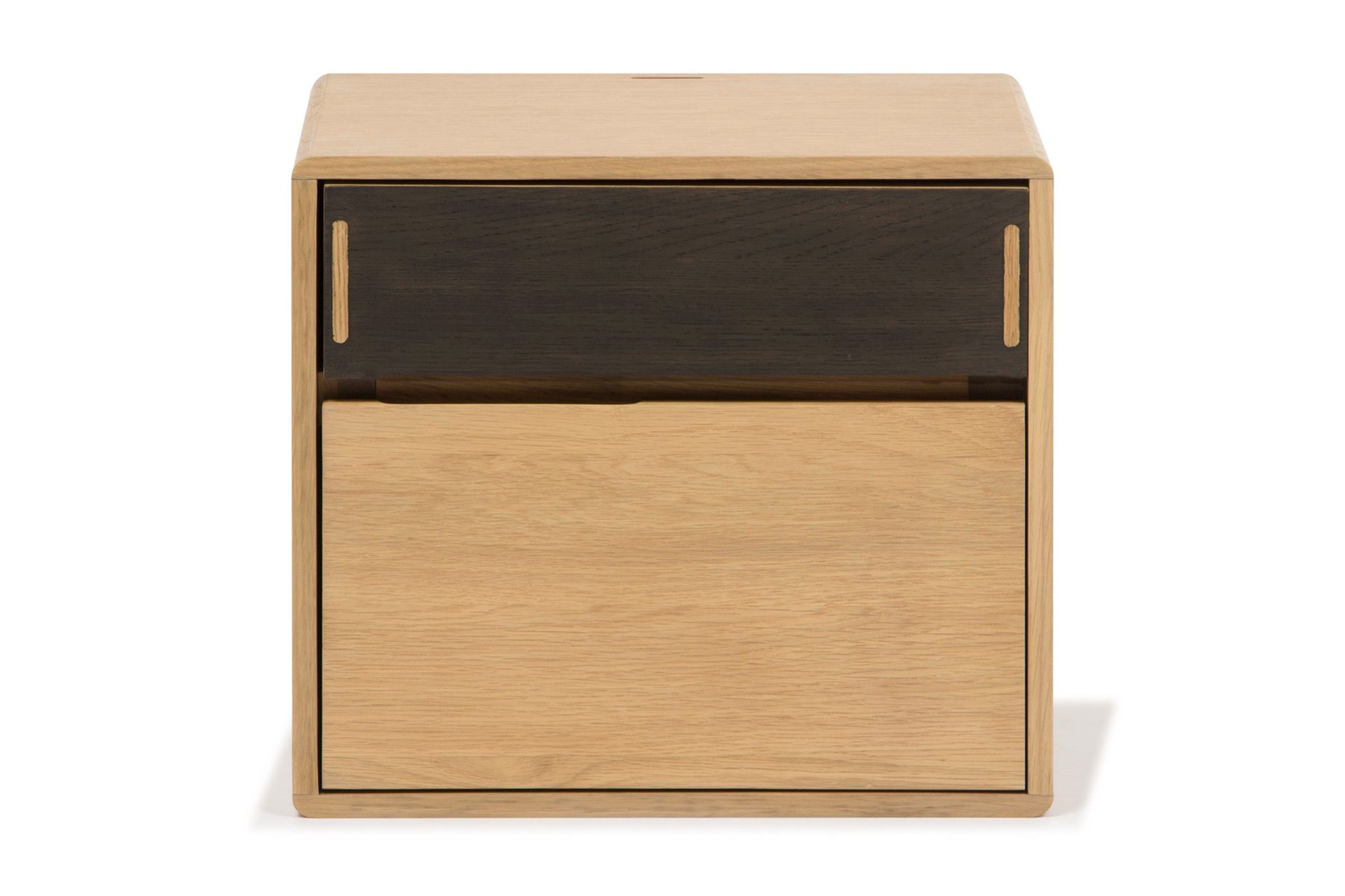 Jerup Vegghengt Nattbord 32x40 cm Høyre Massiv eiketre - Brun - Møbler - Bord - Avlastningsbord - Sengebord & nattbord