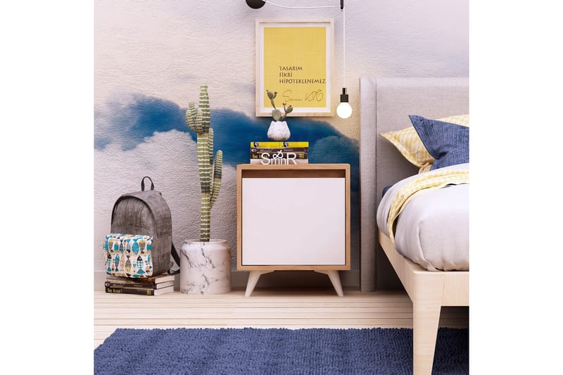 Mod Design Nattbord 45 cm med Oppbevaring Hvitt Skap - Tre/Hvit - Møbler - Bord - Avlastningsbord - Sengebord & nattbord