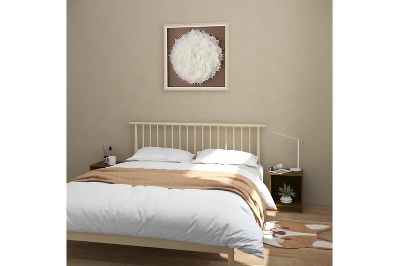 Nattbord 2 stk 35,5x33,5x41,5 cm heltre furu honningbrun - Brun - Møbler - Bord - Avlastningsbord - Sengebord & nattbord