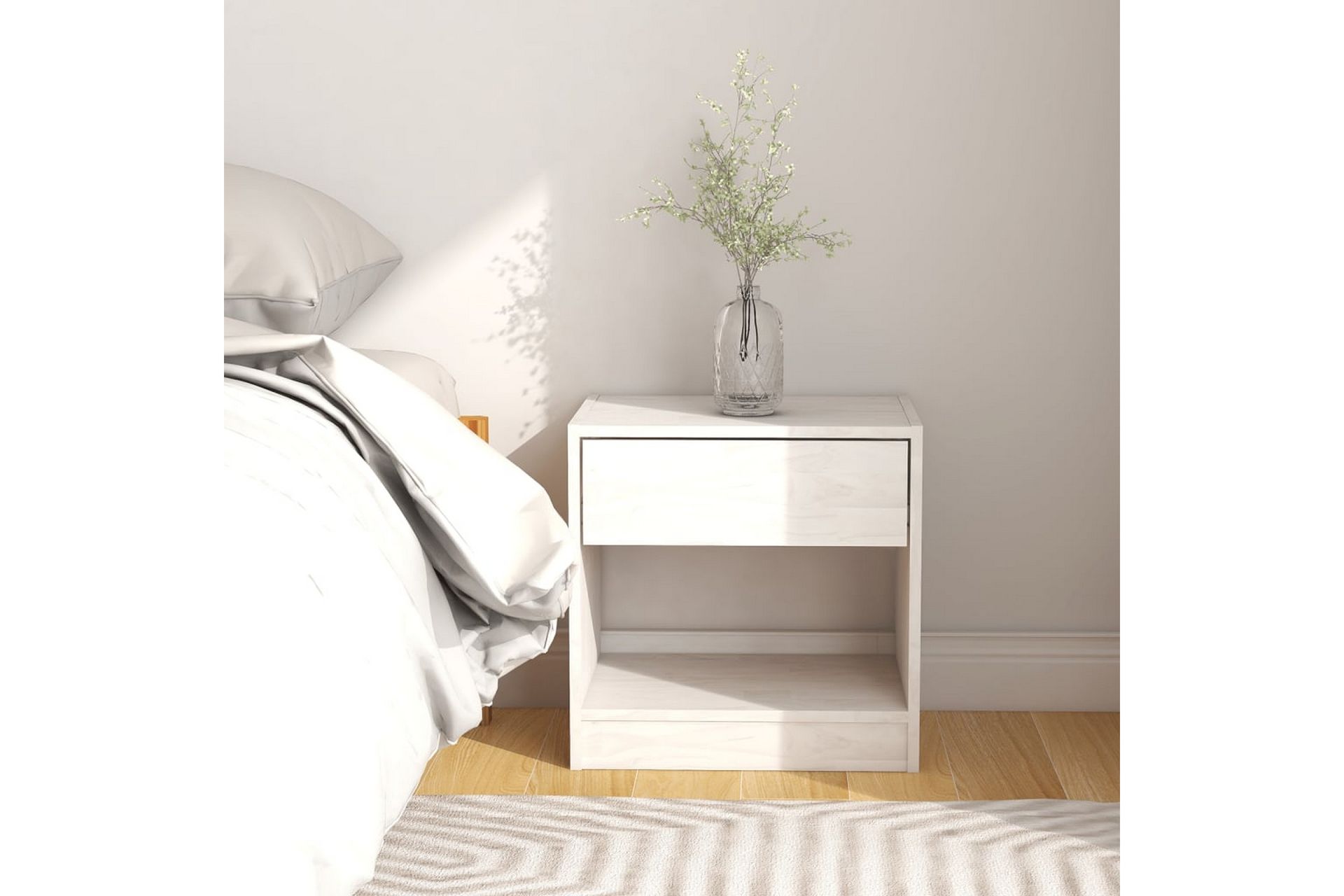 Nattbord 2 stk hvit 40x31x40 cm heltre furu - Hvit - Møbler - Bord - Avlastningsbord - Sengebord & nattbord