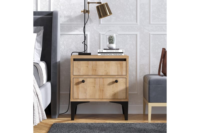Nightstand Eik - Møbler - Bord - Avlastningsbord - Sengebord & nattbord