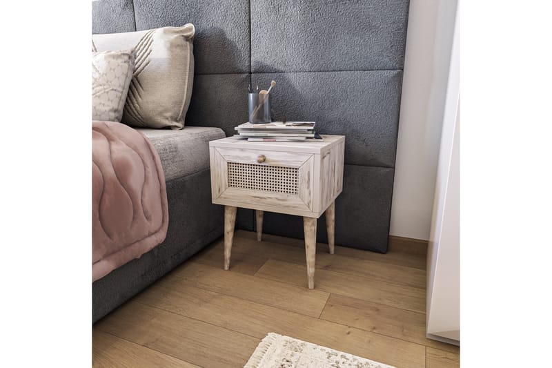 Nightstand Eik - Møbler - Bord - Avlastningsbord - Sengebord & nattbord