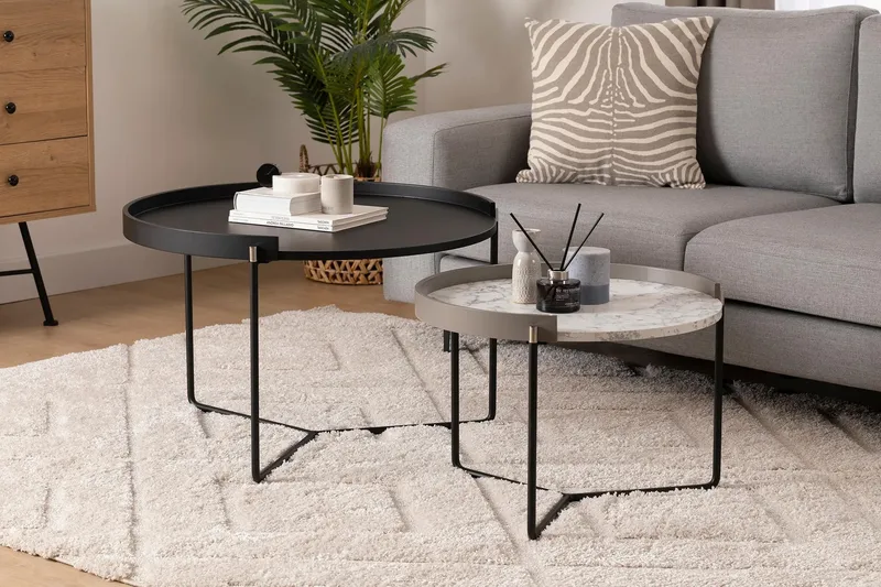 Manisha Settbord, Antrasitt