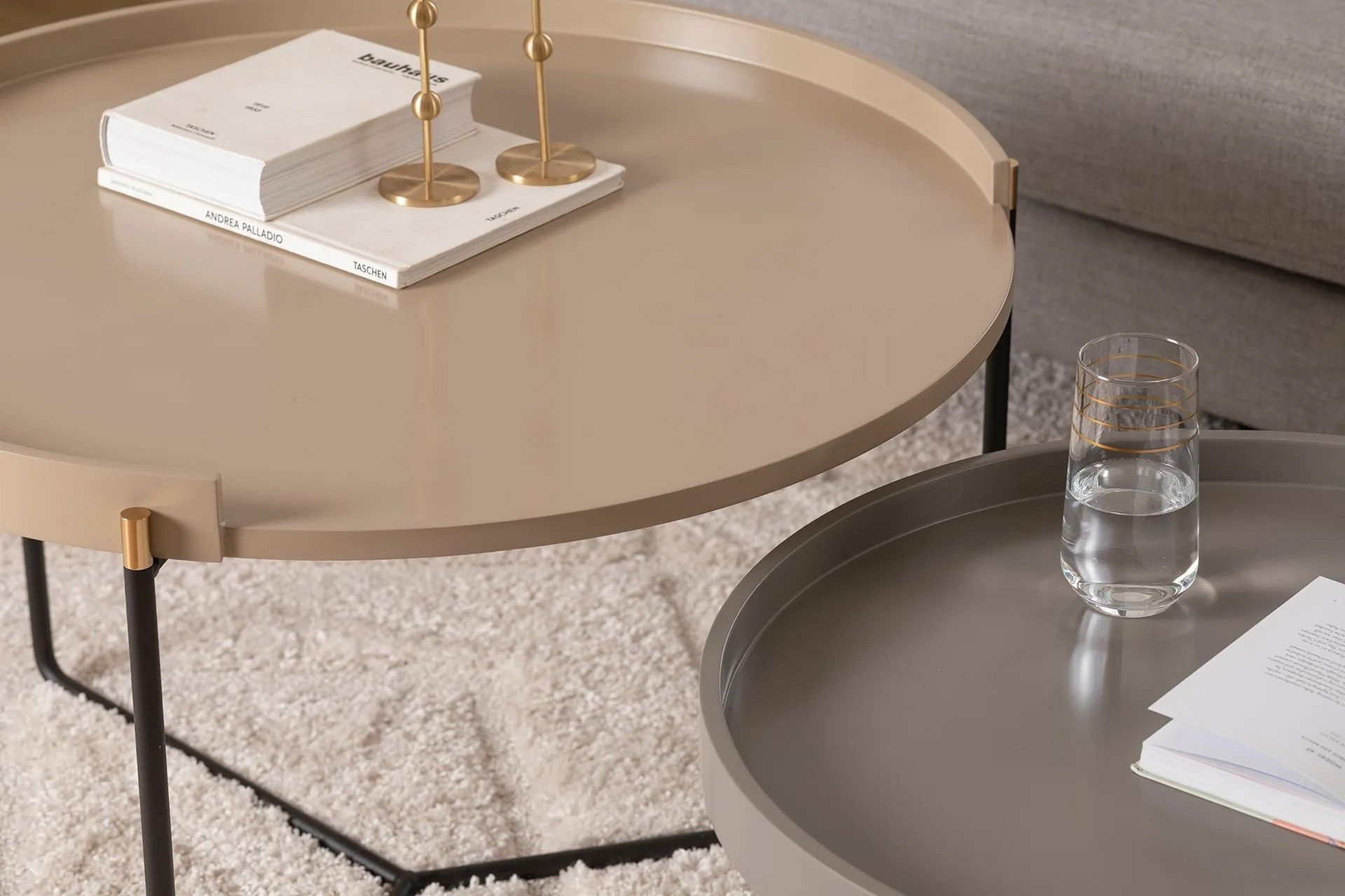 Manisha Settbord - Beige - Møbler - Bord - Avlastningsbord - Settbord