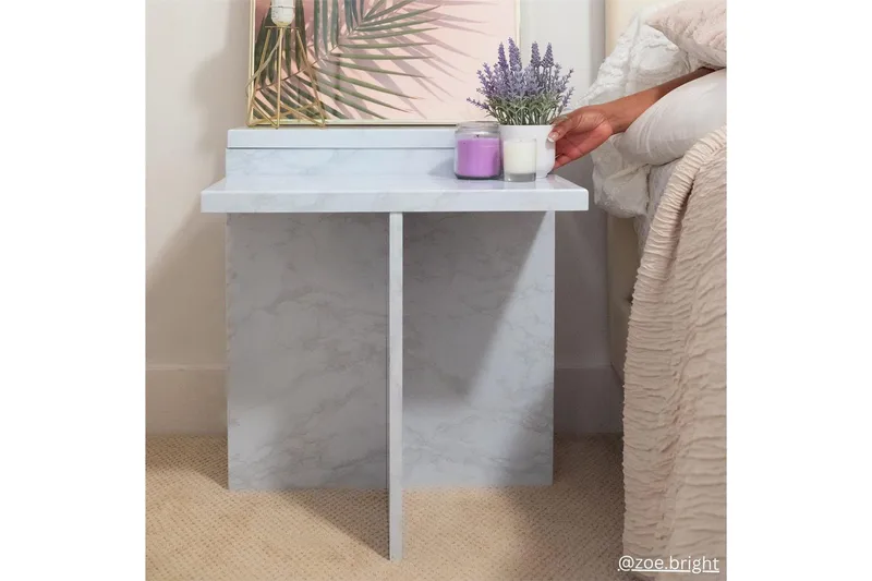 Side-/endebord Brielle Hvit marmor - Hvit marmor - Møbler - Bord - Avlastningsbord - Lampebord & sidebord