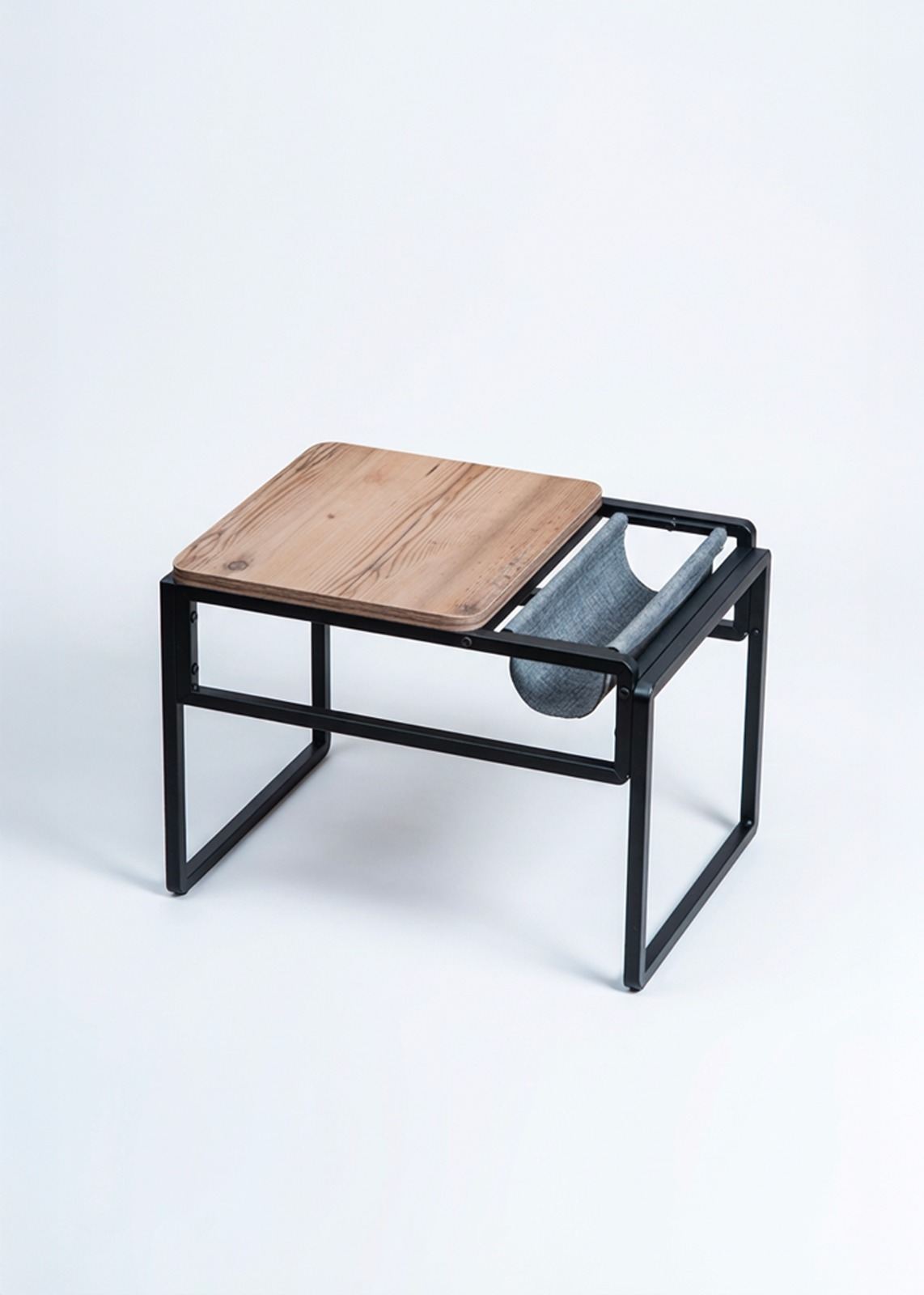 Sidebord Hanah Home Brut (40 x 64 x 45 cm) Atlantic Pine Svart -