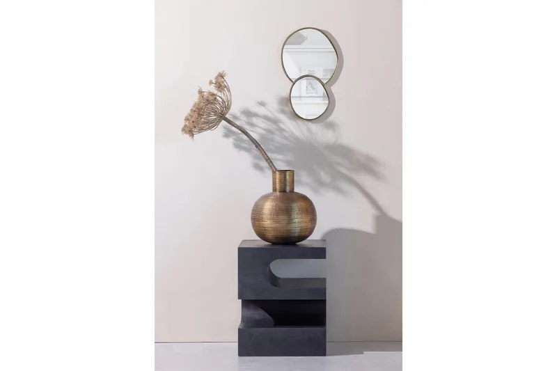 Sidebord Toma - Møbler - Bord - Avlastningsbord - Lampebord & sidebord