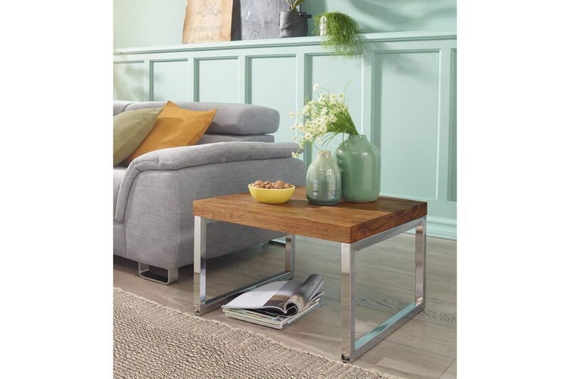 Sidebord Wohnling massivt tre, firkantet med metall kromben, landlig stil 60x60 cm - 60x60 cm - Møbler - Bord - Avlastningsbord - Lampebord & sidebord