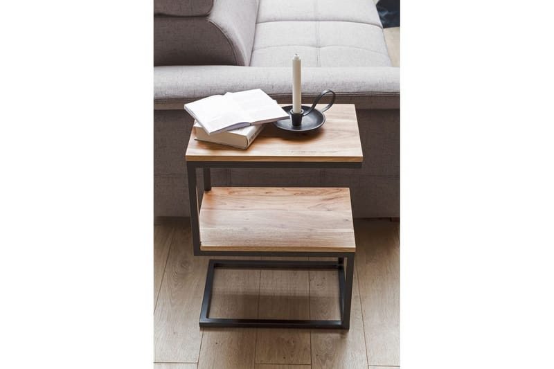 Sidebord Wohnling Massivt tre, S Cube, metallramme i landlig stil Akasie - Akasie - Møbler - Bord - Avlastningsbord - Lampebord & sidebord