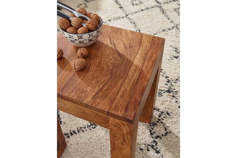 Sidebord Wohnling massivt tre 35x35cm med trebente bein, landlig stil Rosentre - Rosentre - Møbler - Bord - Avlastningsbord - Lampebord & sidebord