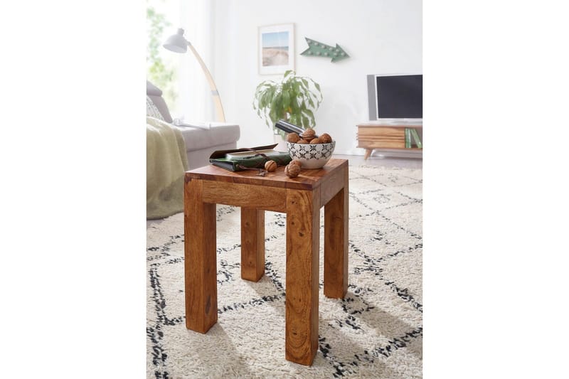 Sidebord Wohnling massivt tre 35x35cm med trebente bein, landlig stil Rosentre - Rosentre - Møbler - Bord - Avlastningsbord - Lampebord & sidebord