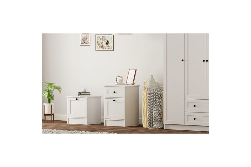 Varion Nattbord 45 cm - Matt Hvit - Møbler - Bord - Avlastningsbord - Sengebord & nattbord