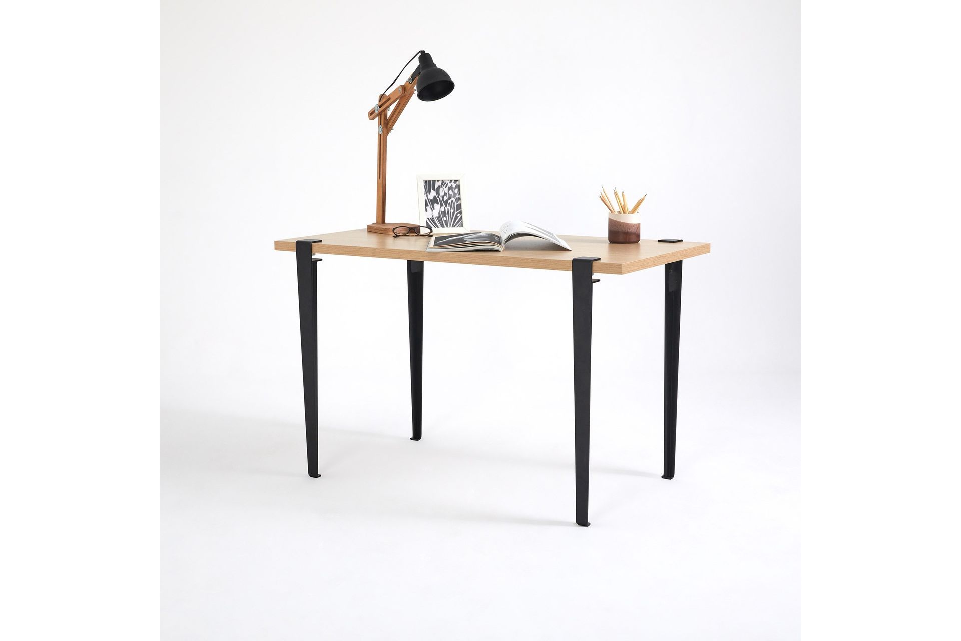Eridanos Skrivebord 60x120 cm Brun/Svart - Hanah Home - Møbler - Bord - Kontorbord - Skrivebord