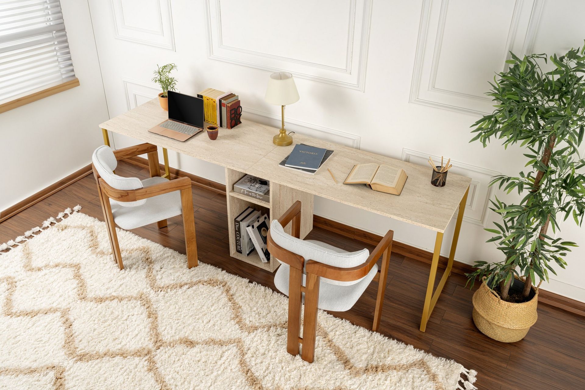 Hu Skrivebord 60x240 cm - Beige/Gull - Møbler - Bord - Kontorbord - Skrivebord
