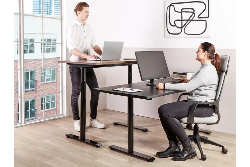 Banner Skrivebord 72x160 cm - Svart - Møbler - Bord - Kontorbord - Skrivebord - Hev og senkbart skrivebord