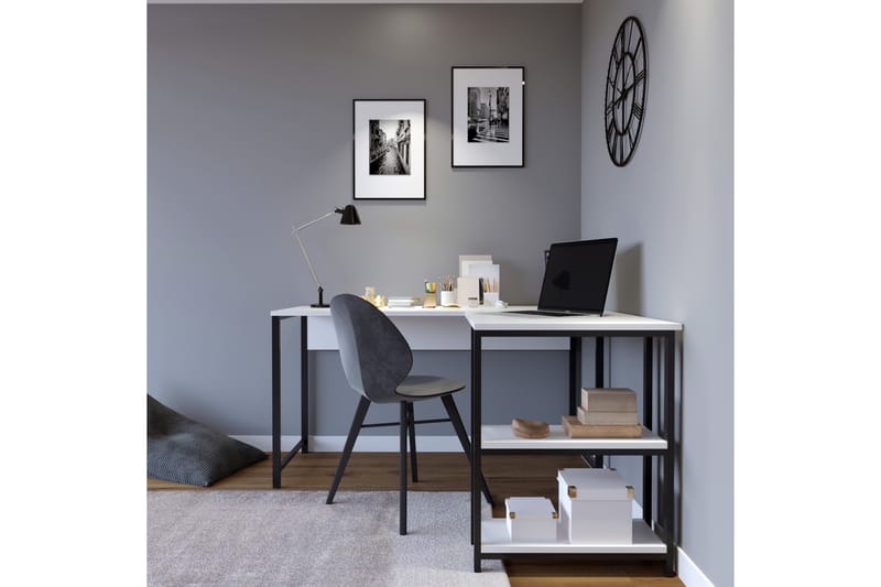 Kaynarca Hjørneskrivebord 140 cm med Oppbevaringshyller - Hvit/Svart - Møbler - Bord - Kontorbord - Skrivebord - Hjørneskrivebord