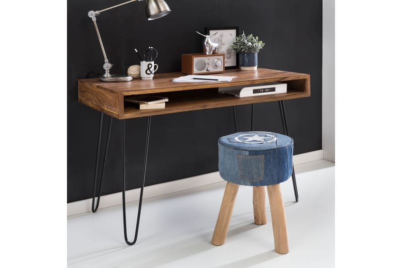 Langner Skrivebord 110 cm med Oppbevaring Hylle - Massivt Tre/Svart - Møbler - Bord - Kontorbord - Skrivebord