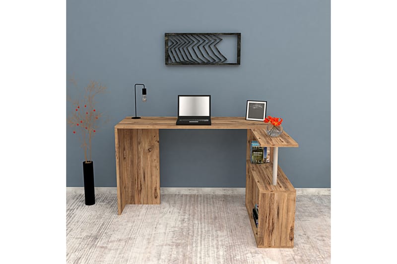Mossboda Skrivebord 130 cm med Oppbevaring 2 Hyller - Lysebrun - Møbler - Bord - Kontorbord - Skrivebord