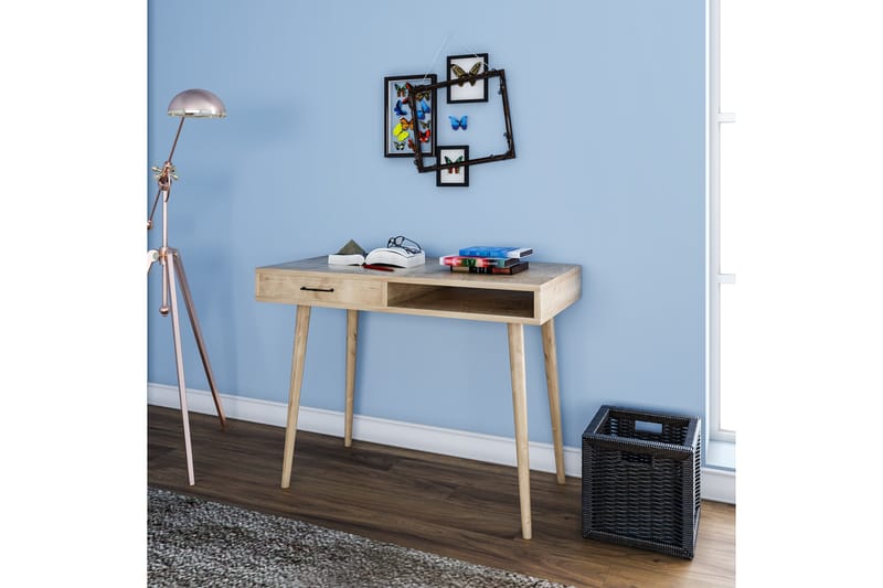 Myrvallen Skrivebord 105 cm med Oppbevaringshylle + Skuff - Brun - Møbler - Bord - Kontorbord - Skrivebord