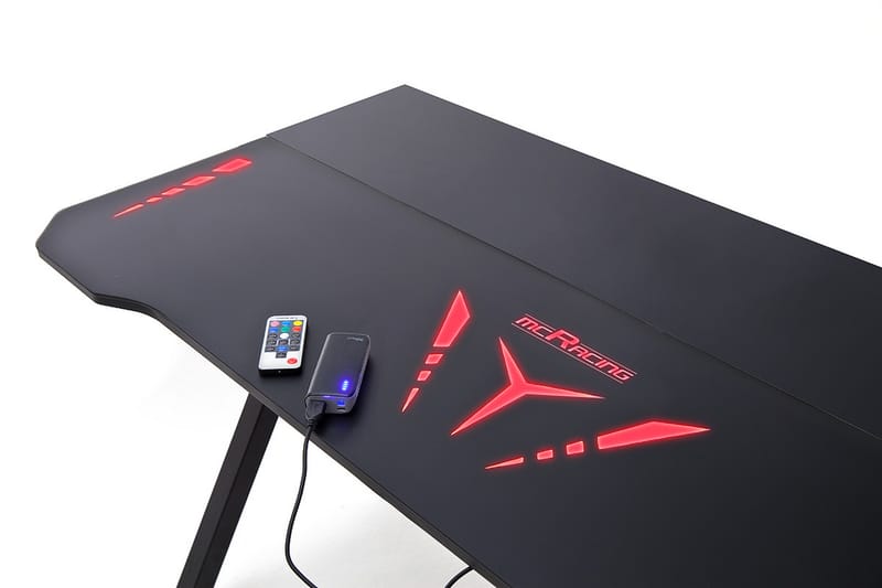 Pernia Basic 4 Gaming Skrivebord 120 cm - Glass/Svart - Skrivebord - Databord