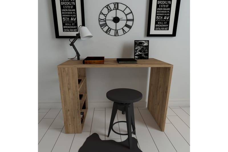 Postlethwaite Skrivebord 90 cm med Oppbevaringshyller - Valnøttsbrun - Skrivebord