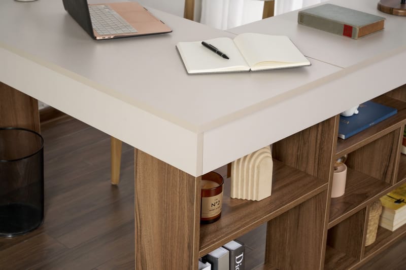 Regar Skrivebord 130x72x120 cm - Cashmere og Walnut - Møbler - Bord - Kontorbord - Skrivebord - Hjørneskrivebord