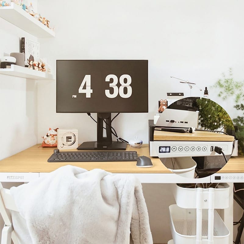 Skrivebord HOME4YOU Ergo med 1 motor 120x60x72-121 cm eik/hvit - eik/hvit - Møbler - Bord - Kontorbord - Skrivebord - Hev og senkbart skrivebord