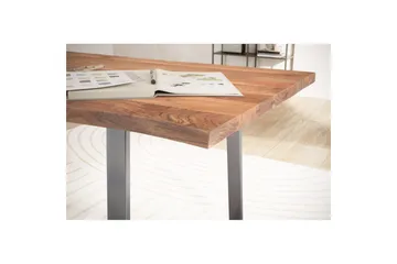 Skrivebord Wohnling Massivt treverk trekanter metallbein landlig stil Sølv, rett, 140x60 cm - Sølv, rett, 140x60 cm - Møbler - Bord - Kontorbord - Skrivebord