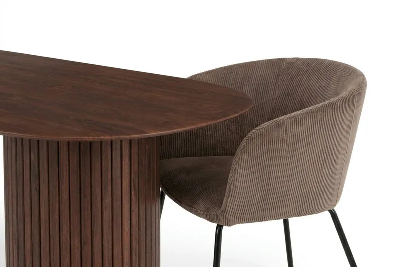 Kopparbo oval matgruppe 220 cm valnøtt med 6 Berit spisestoler - Valnøtt - Møbler - Bord - Spisegrupper