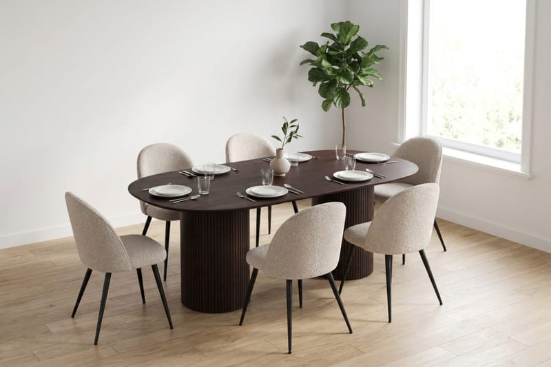 Kopparbo oval spisegruppe 220 cm med 6 Nibe Plus spisestoler - Røkt eik - Møbler - Bord - Spisegrupper
