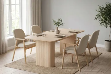 Kopparbo spisebord 180–240 cm uttrekkbart med 4 Reciclar spisestoler - Møbler - Bord - Spisegrupper