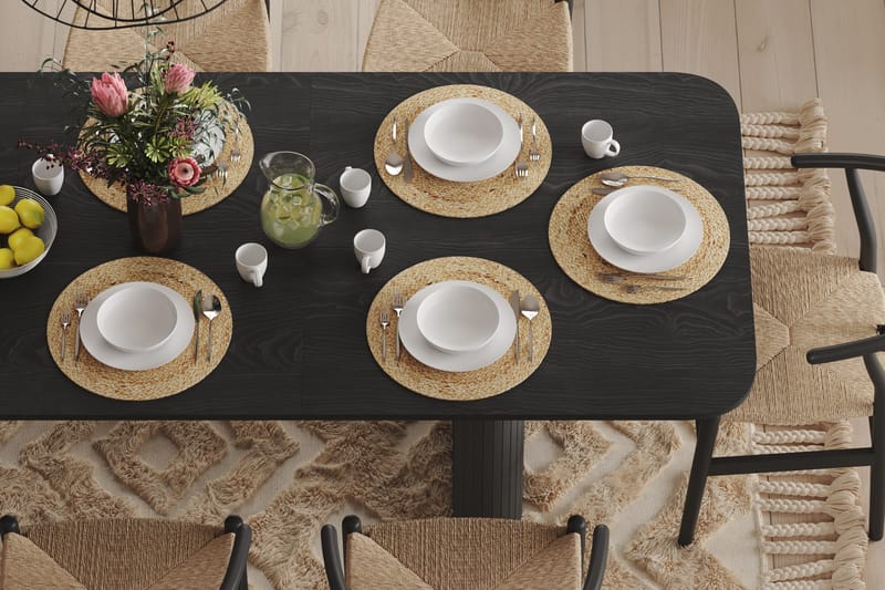 Kopparbo Spisebord 180 cm - Svart Tre - Møbler - Bord - Spisebord & kjøkkenbord