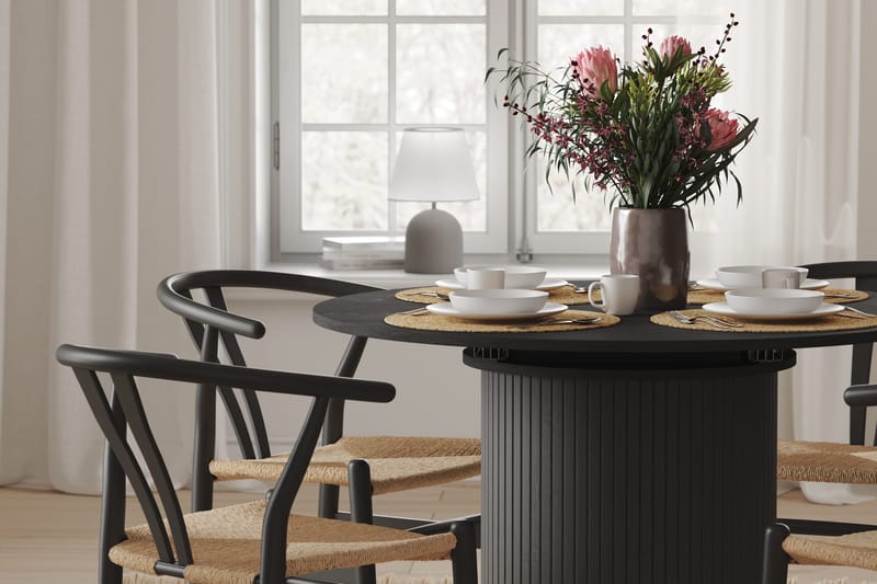 Kopparbo Spisebord Rundt 106-156 cm - Svart Tre - Møbler - Bord - Spisebord & kjøkkenbord