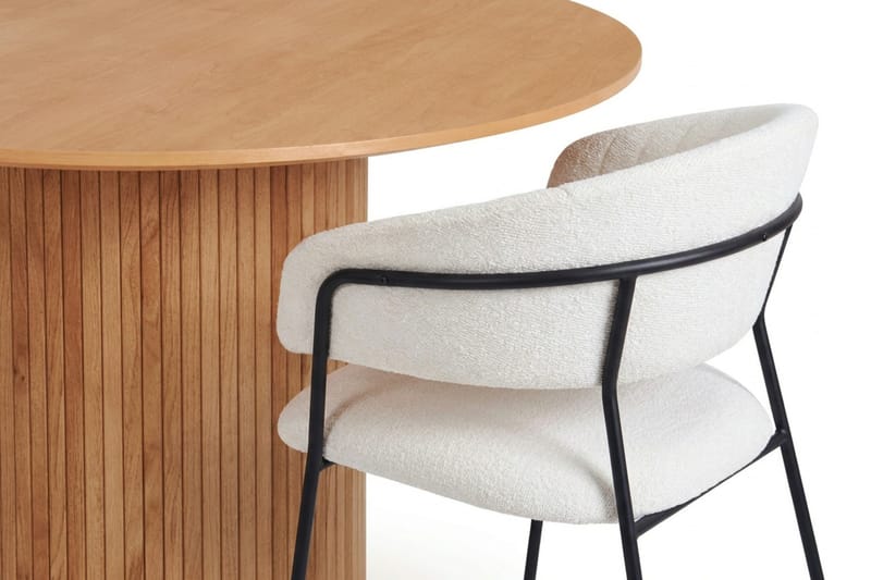 Kopparbo spisegruppe rund 110 cm eik med 4 Karol spisestoler - Eik - Møbler - Bord - Spisegrupper
