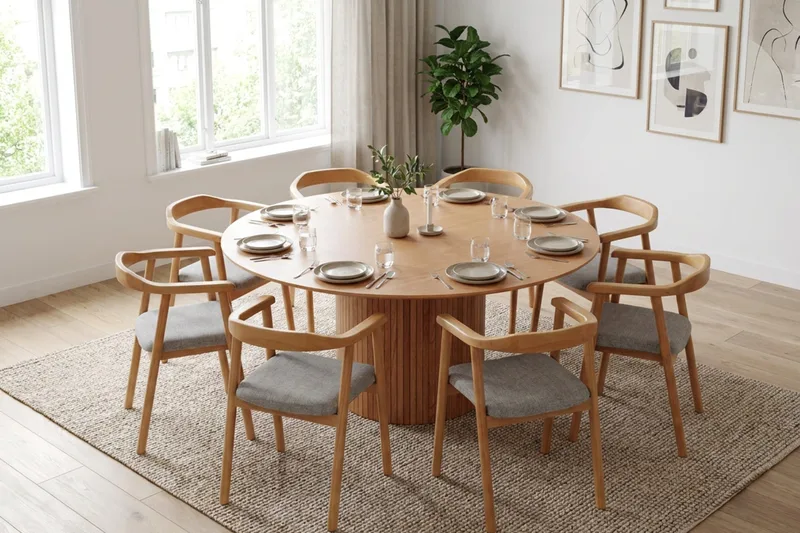 Kopparbo spisegruppe rund 180 cm eik med 8 Jolie spisestoler - Eik - Møbler - Bord - Spisegrupper